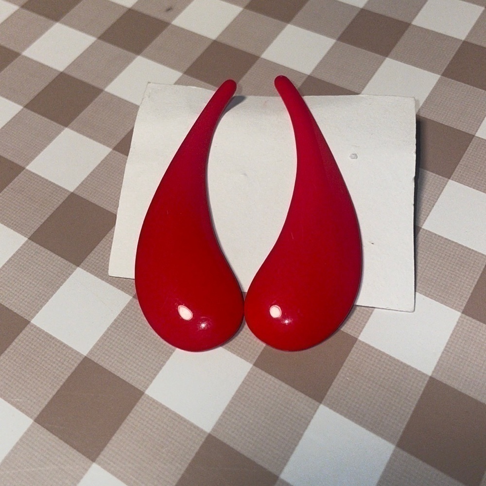 VTG Pierced Lightweight Red Metal  Earrings